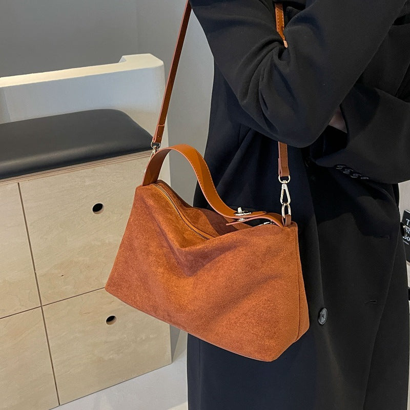 Boston Hand Bag