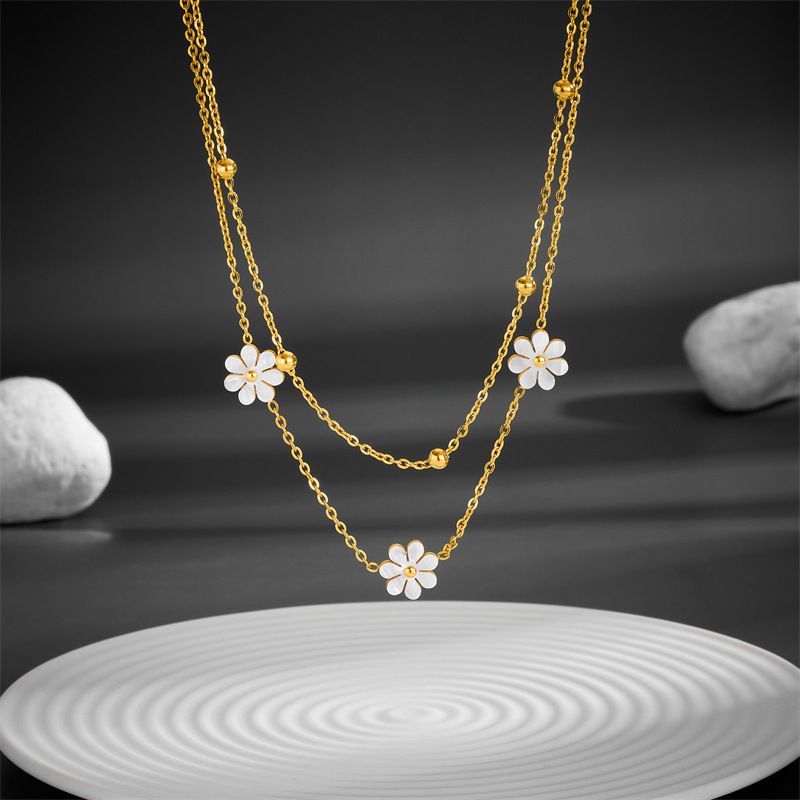 Stainless Steel Daisy Flower Necklace and Earrings Set